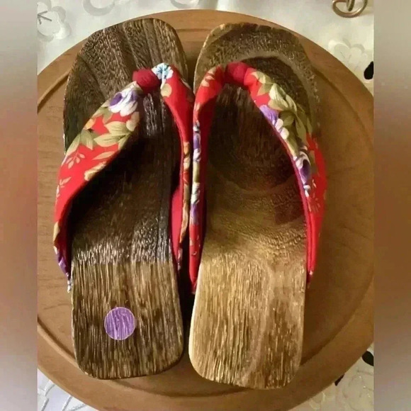 Floral Strip Japanese Wooden Sandals Size 39/ 6-7.5 - Picture 5 of 9